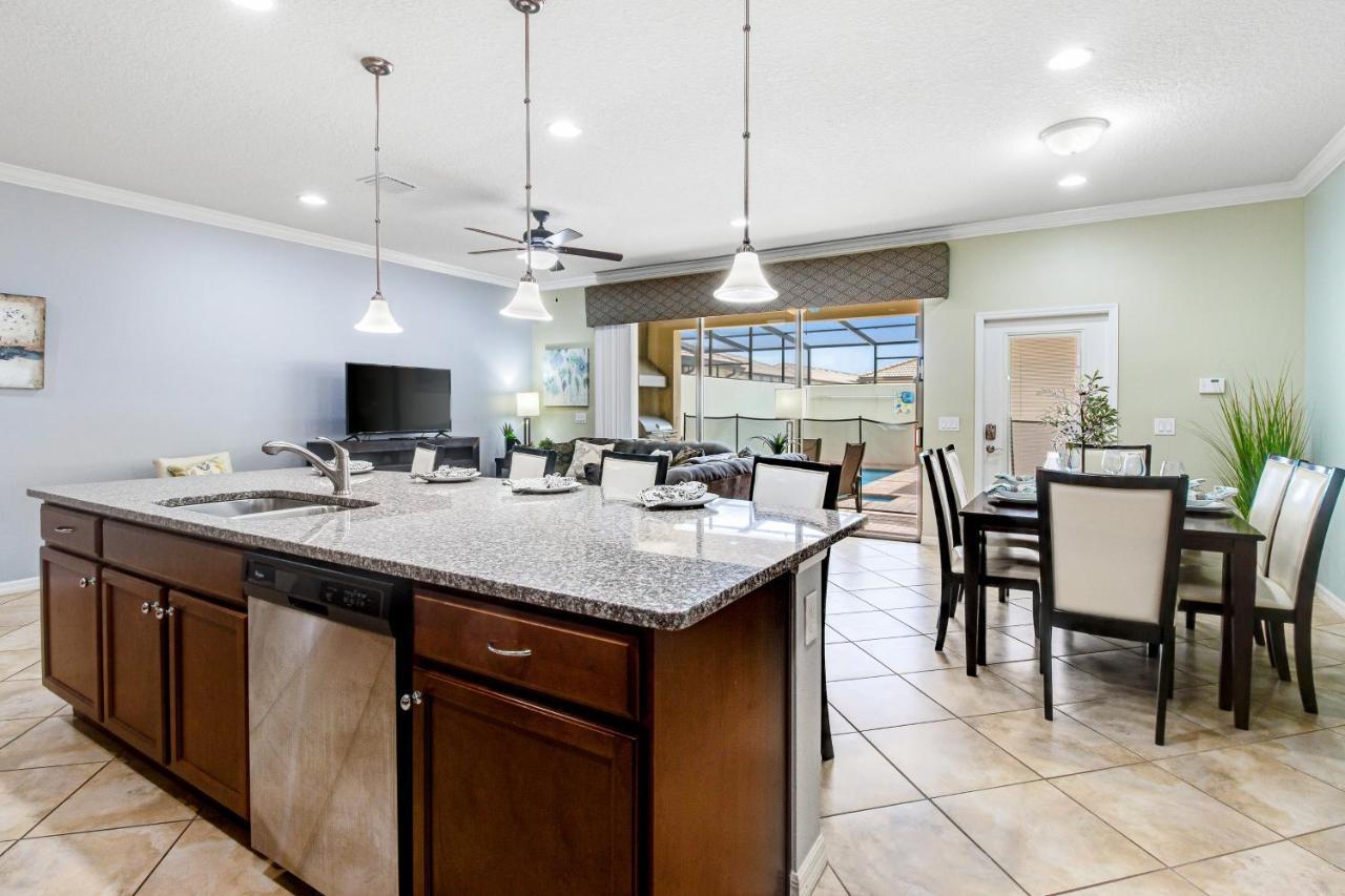 Blue Paisley - Windsor At Westside Villa Kissimmee Eksteriør billede